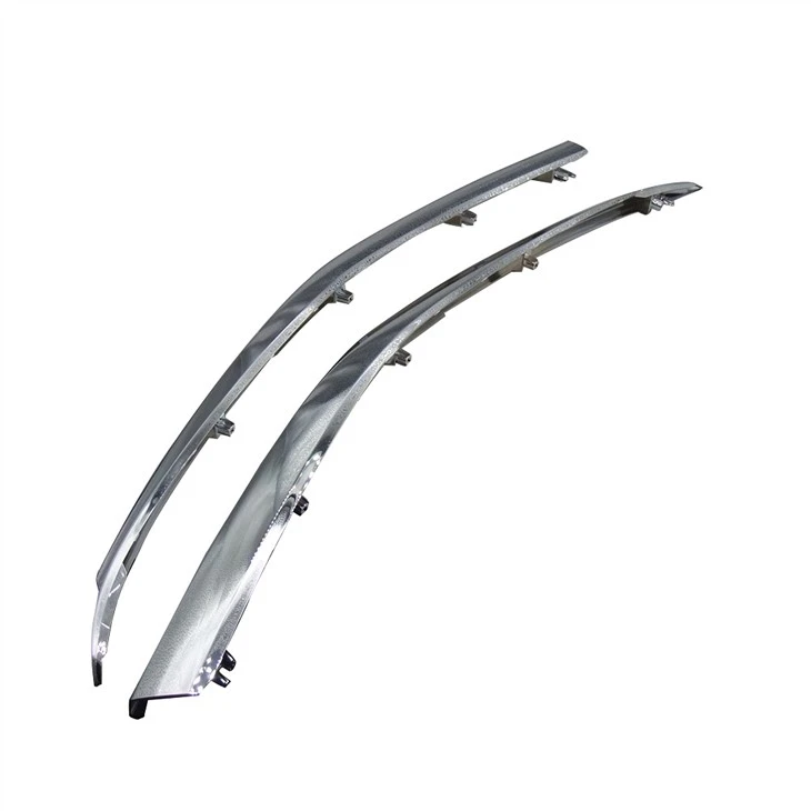 LEEJ TWG GRILLE BRIGHT STRIP FOR TIGGO 8 602000402AA